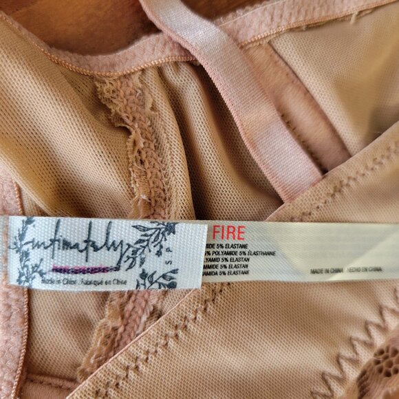 NWOT FP Intimately Size S Take Me to the Top Tan Lace Bralette - Picture 4 of 5